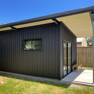 home shed image used as an home office